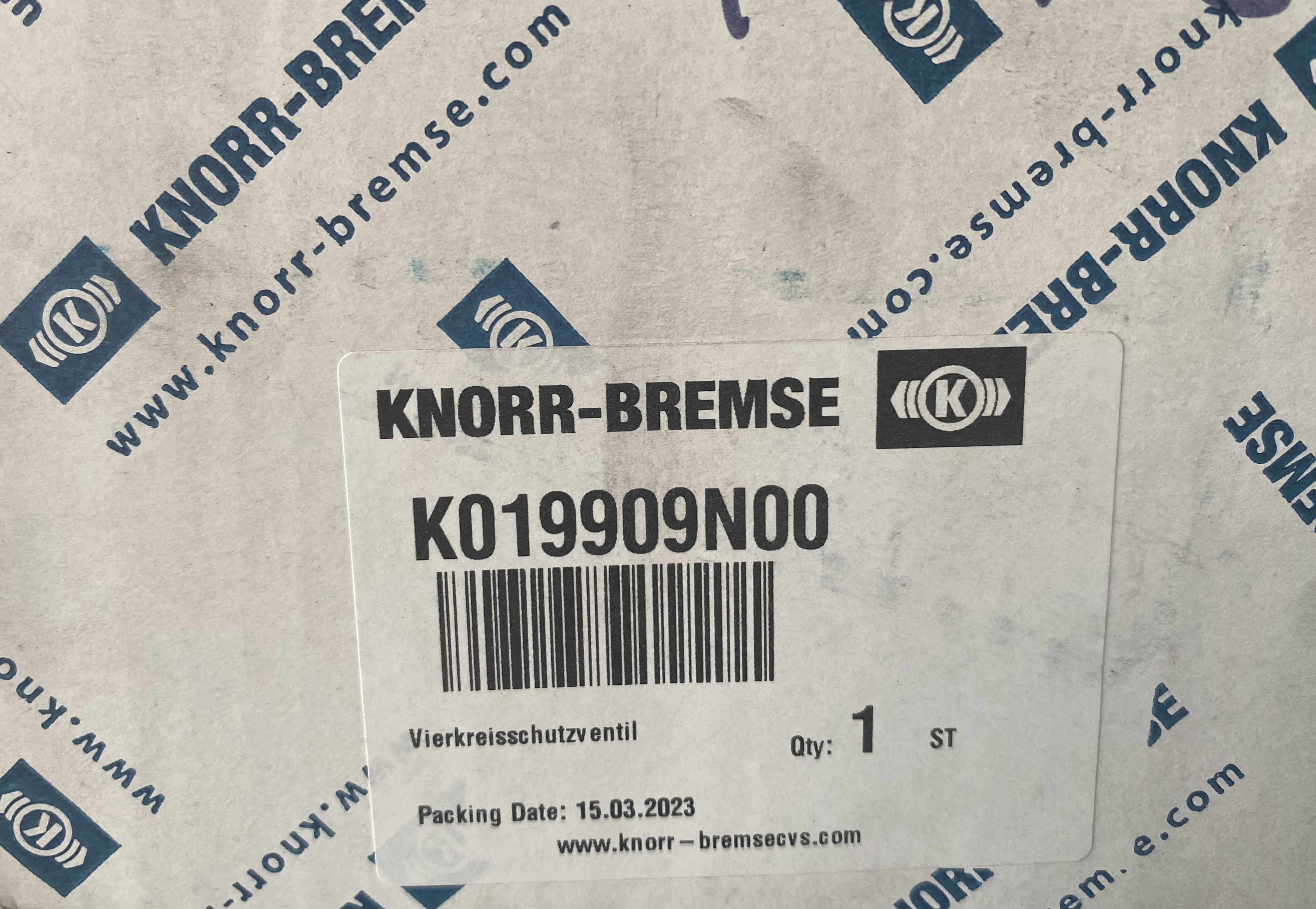 MERSEDES AXOR ACTROS ATEGO  ORJİNAL VE YAN SANAYİ YEDEK PARÇA DEPOSU